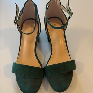 Party Green Women's Sandals faux suede size 5.5